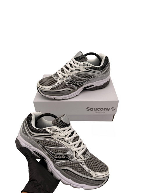 Saucony ProGrid Omni 9 Grey/Silver Trainers