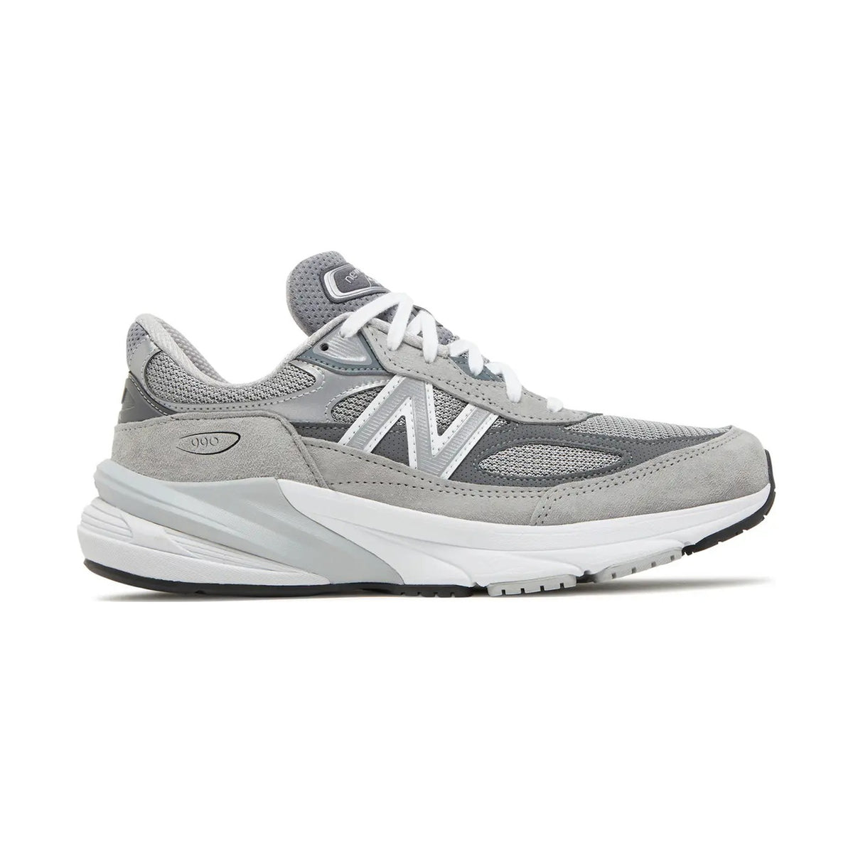 New Balance 990v6 in grey