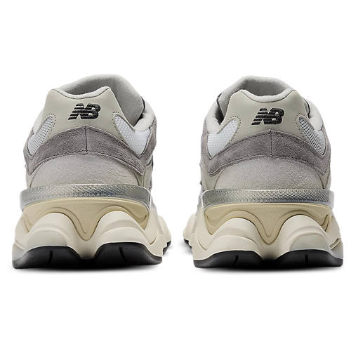 New Balance 9060 | Grey Silver