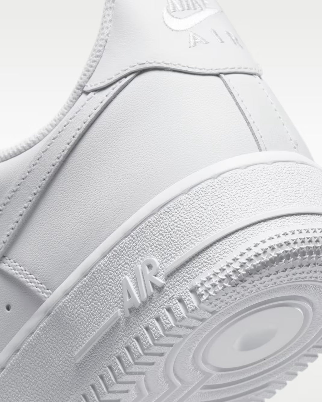 Nike Air Force 1 07 White heel Air unit detail